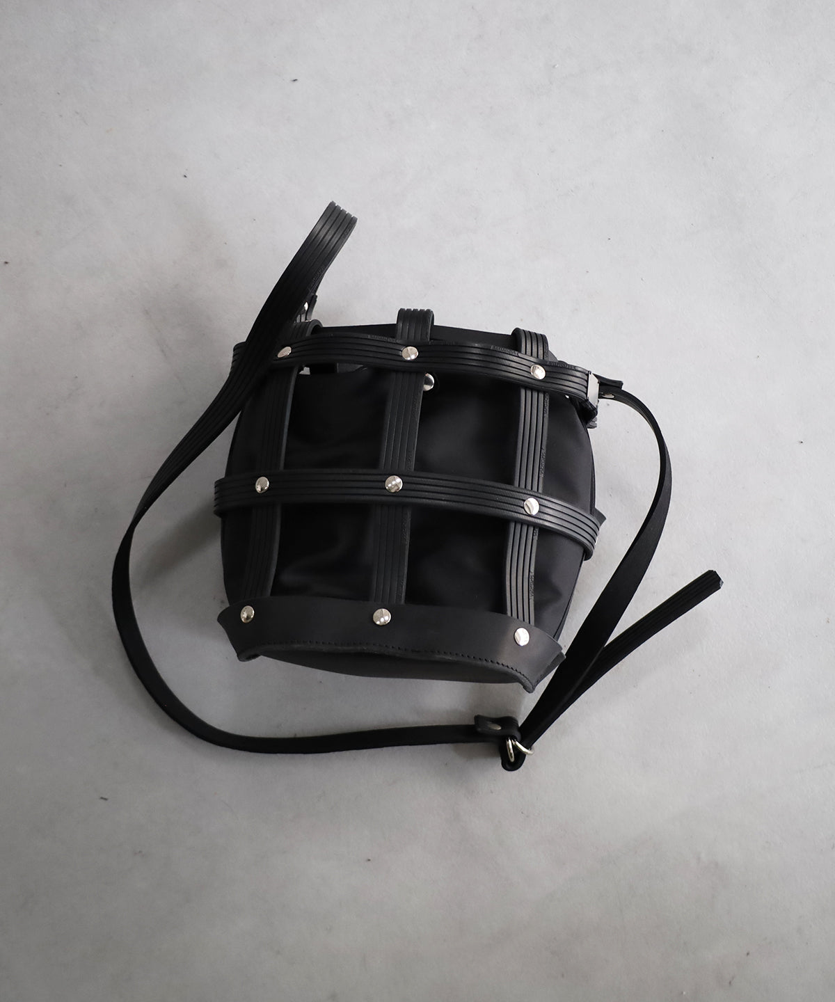 AB3 NYLON RUBBER BACKET BAG