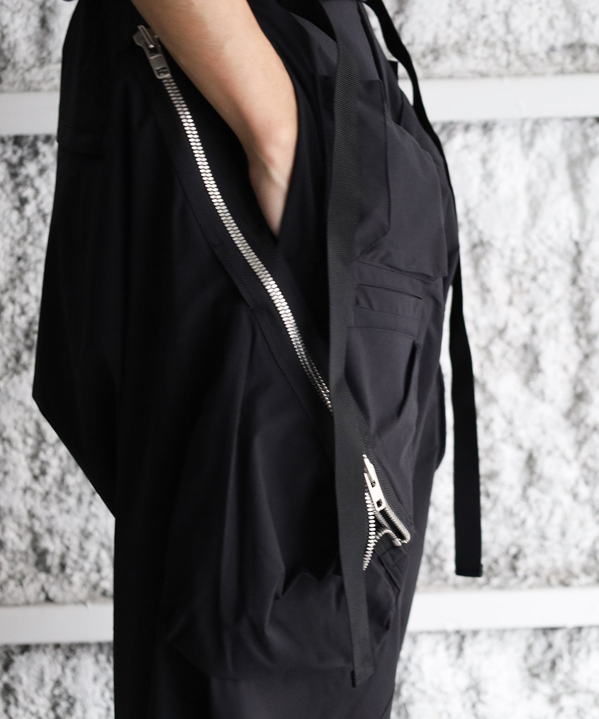 P30AL-E ENCAPSULATED NYLON ULTRAWIDE DRAWCORD CARGO TROUSER GEN. 1