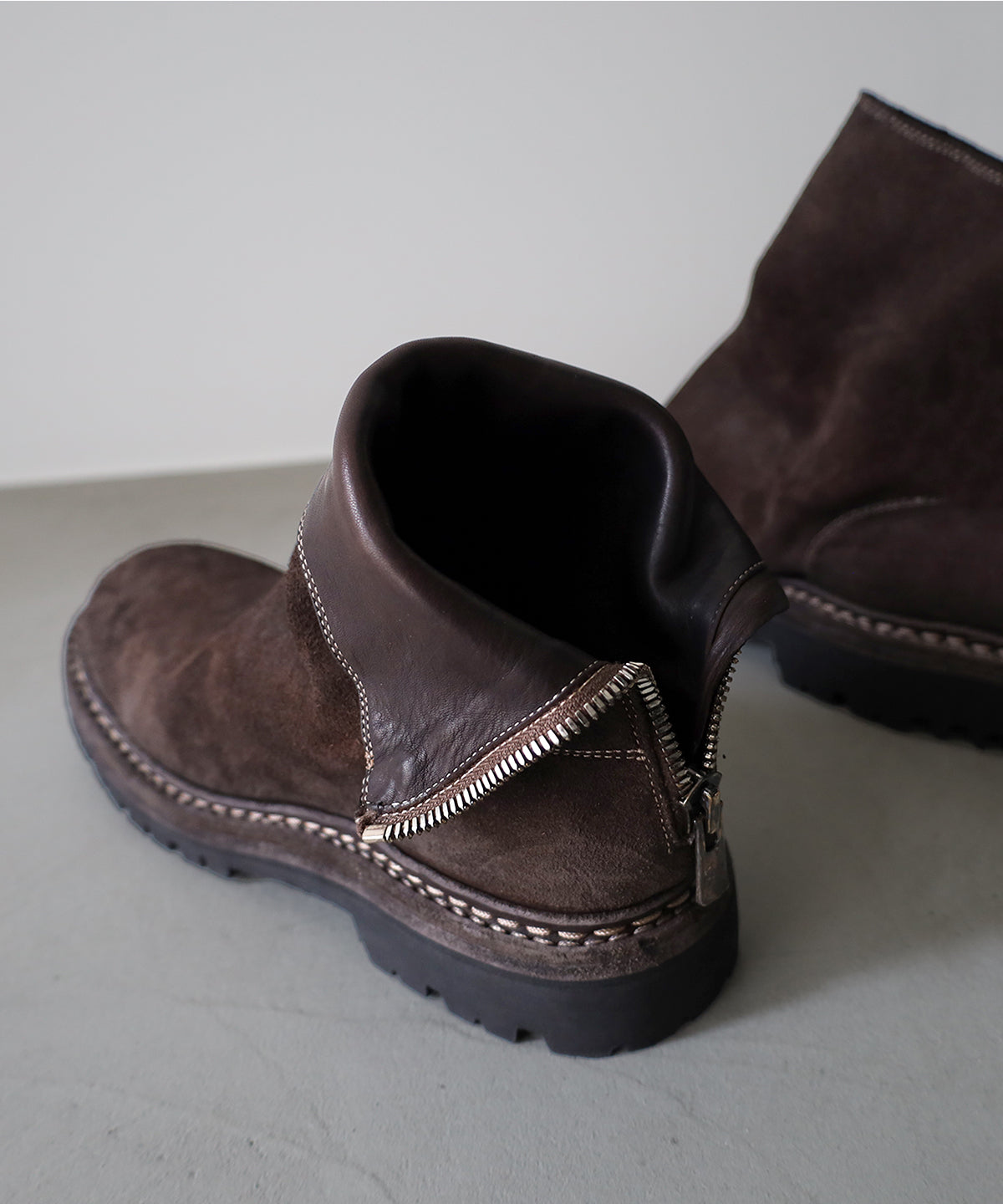796V HORSE REVERSE, LINED BACK ZIP BOOT