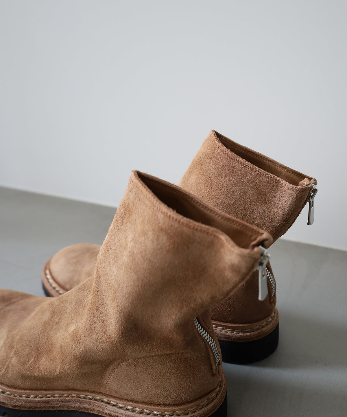 796V HORSE REVERSE, LINED BACK ZIP BOOT