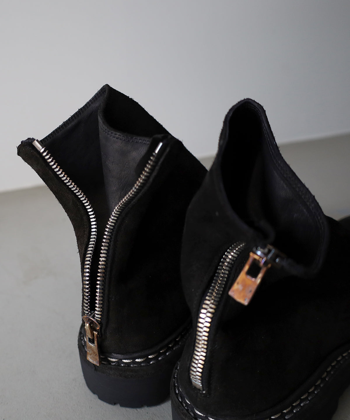 796V HORSE REVERSE, LINED BACK ZIP BOOT